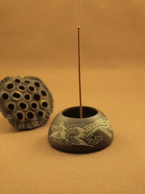 澄泥石刻凤香插 纯手工雕刻的石质香炉与盘香炉批发指南